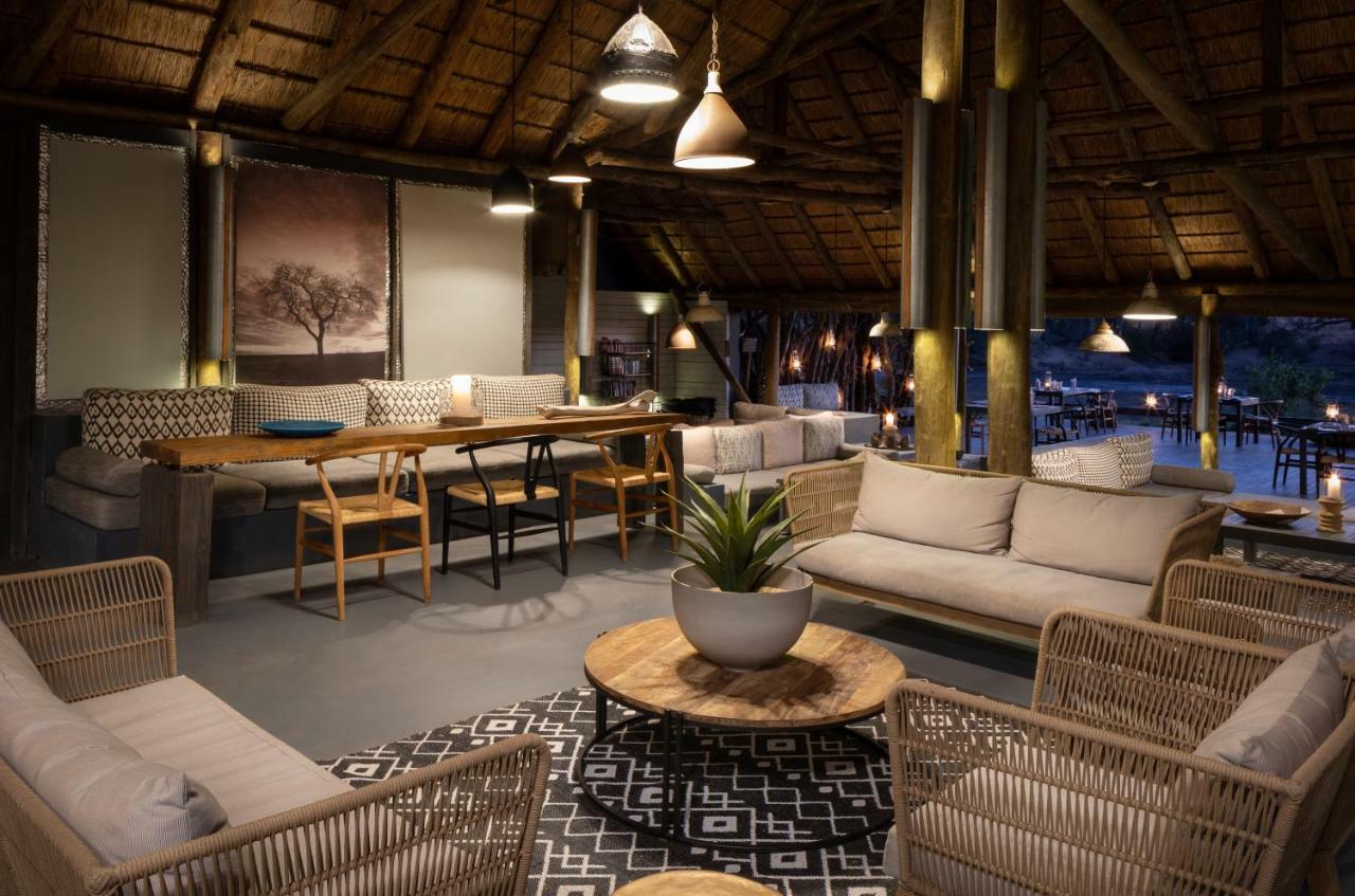 שמורת הציד טימבאבאטי Simbavati River Lodge מראה חיצוני תמונה